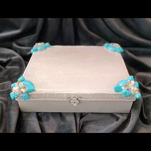 Turquoise lover decor box or cigar box - Picture 1 of 2